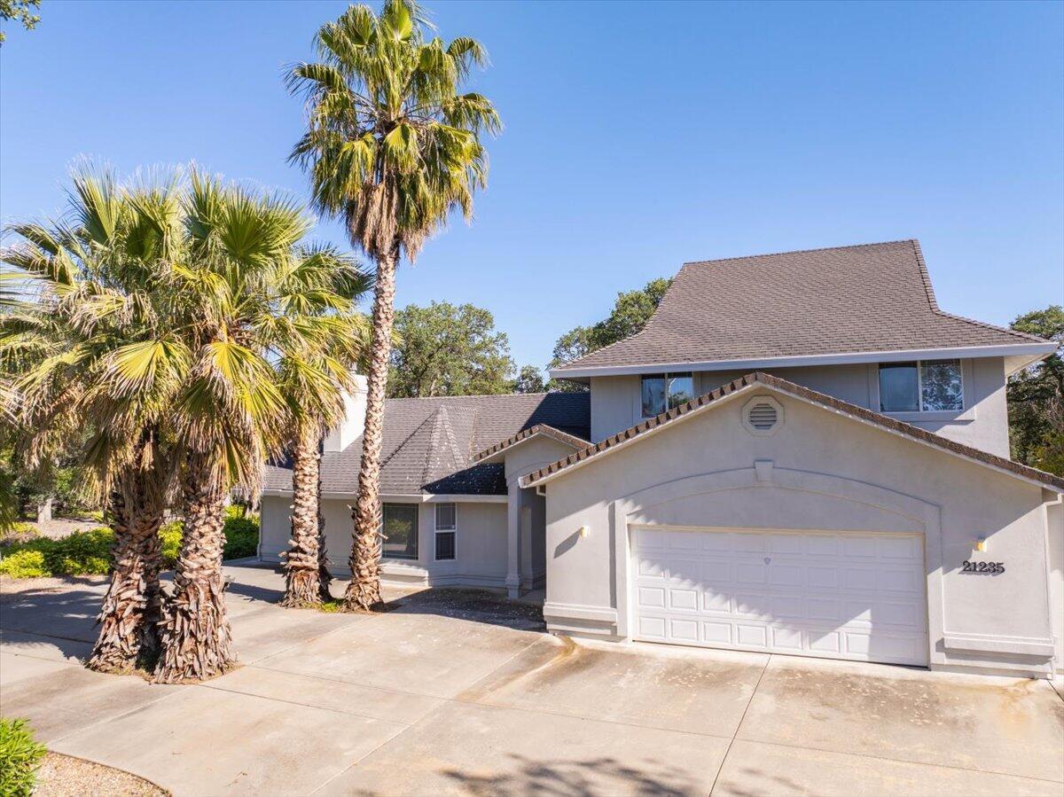 Red Bluff, California, 96080, United States, 4 Bedrooms Bedrooms, ,4 BathroomsBathrooms,Residential,For Sale,1905885