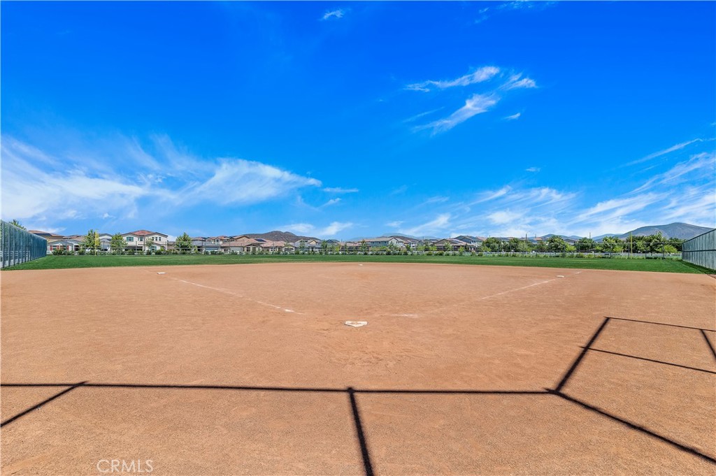 Murrieta, California, 92563, United States, 3 Bedrooms Bedrooms, ,2 BathroomsBathrooms,Residential,For Sale,2011139