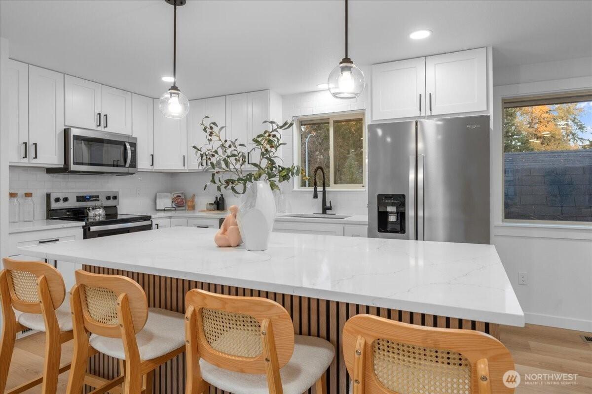 TACOMA, Washington, 98404, United States, 3 Bedrooms Bedrooms, ,2 BathroomsBathrooms,Residential,For Sale,1987479