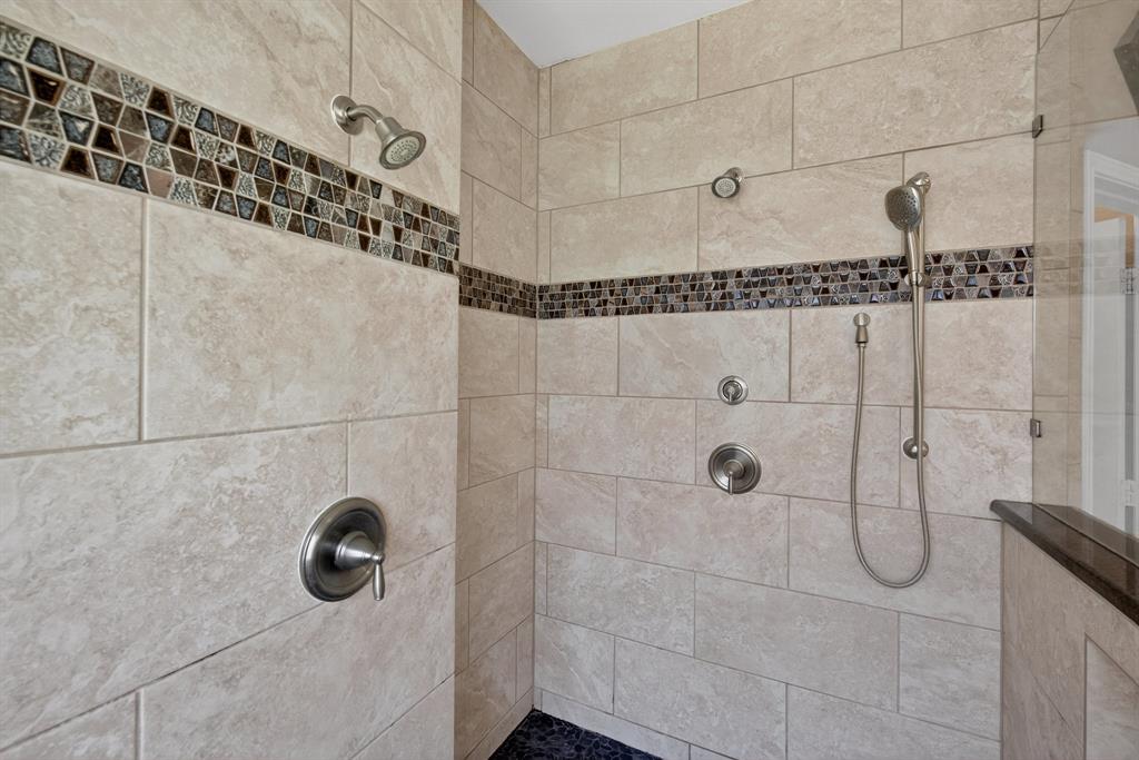 Lewisville, Texas, 75077, United States, 4 Bedrooms Bedrooms, ,3 BathroomsBathrooms,Residential,For Sale,2003312