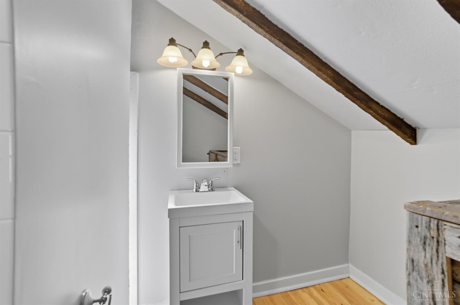 Cincinnati, Ohio, 45226, United States, ,Residential,For Sale,1996186