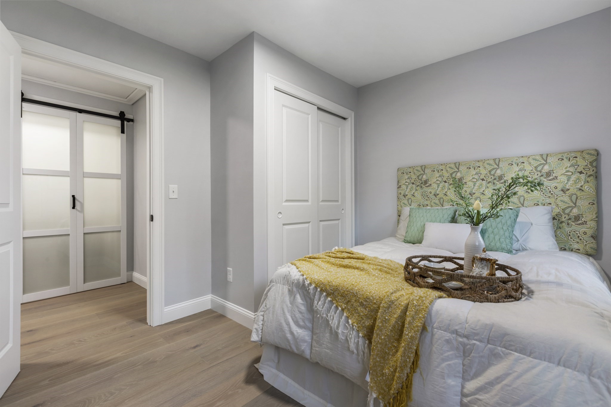 South Dartmouth, Massachusetts, 02748, United States, 4 Bedrooms Bedrooms, ,2 BathroomsBathrooms,Residential,For Sale,1977281