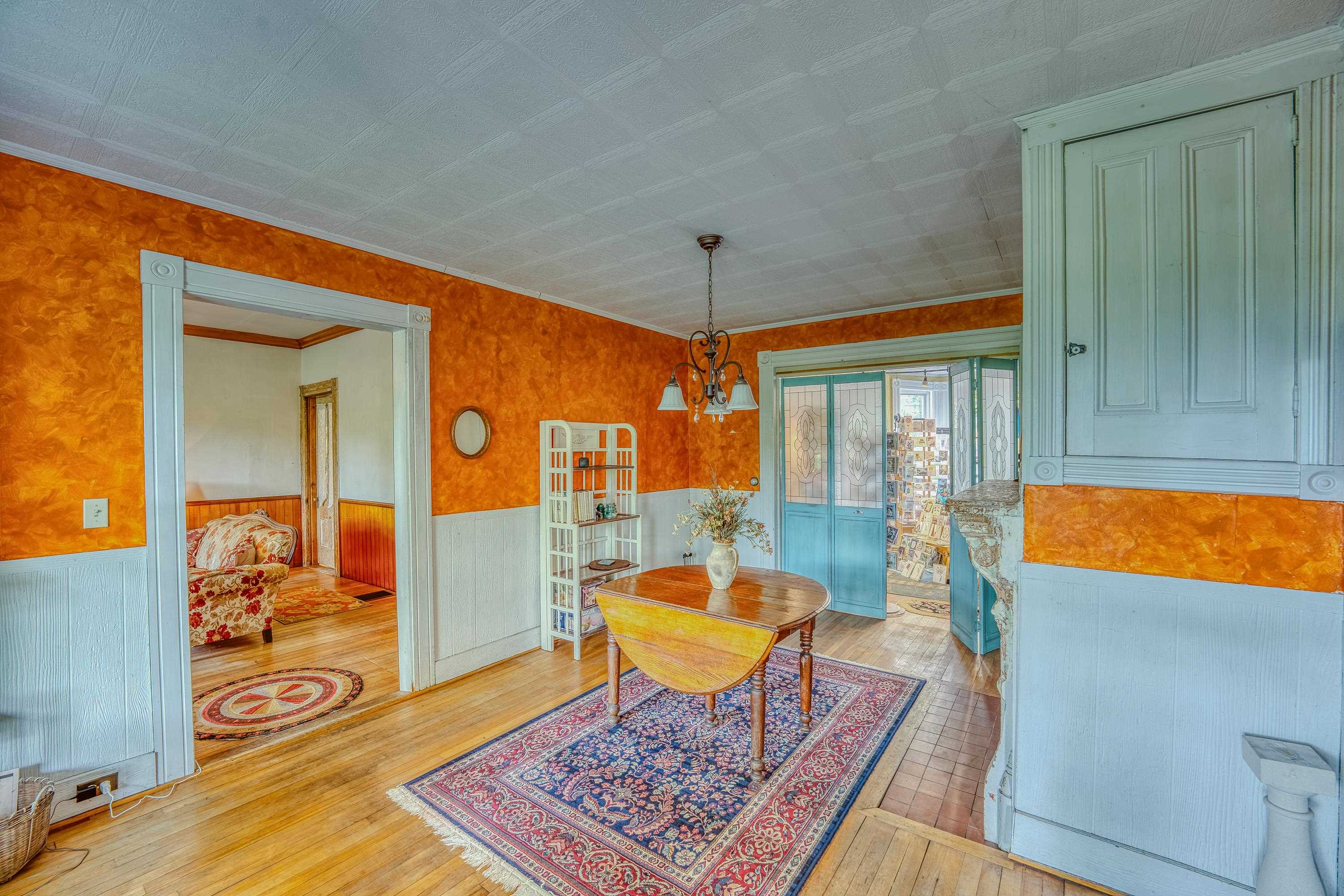 Littleton, New Hampshire, 03561, United States, 5 Bedrooms Bedrooms, ,1 BathroomBathrooms,Residential,For Sale,1856478