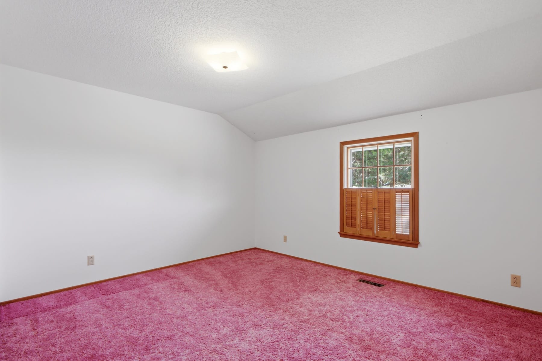  13937 NW SPRINGVILLE RD Portland, OR 97229 - 物件實景