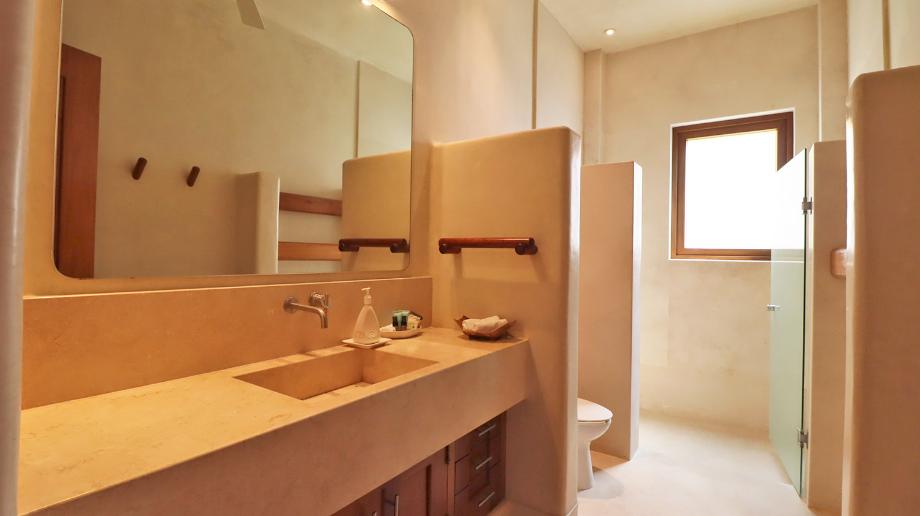 Zihuatanejo de Azueta, Guerrero, 40884, Mexico, 6 Bedrooms Bedrooms, ,10 BathroomsBathrooms,Residential,For Sale,1686440
