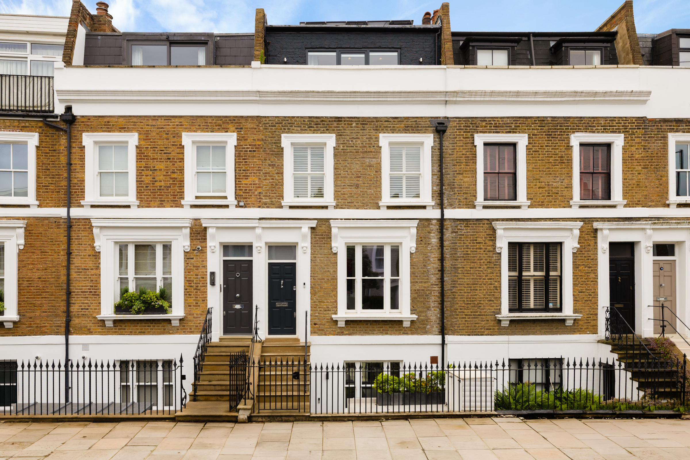  A Reimagined Fulham Townhouse with Dramatic Double-Height Interiors - 物件實景