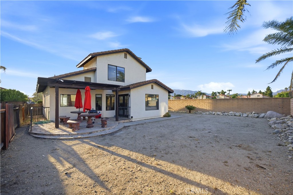 Fontana, California, 92336, United States, 3 Bedrooms Bedrooms, ,2 BathroomsBathrooms,Residential,For Sale,2028029