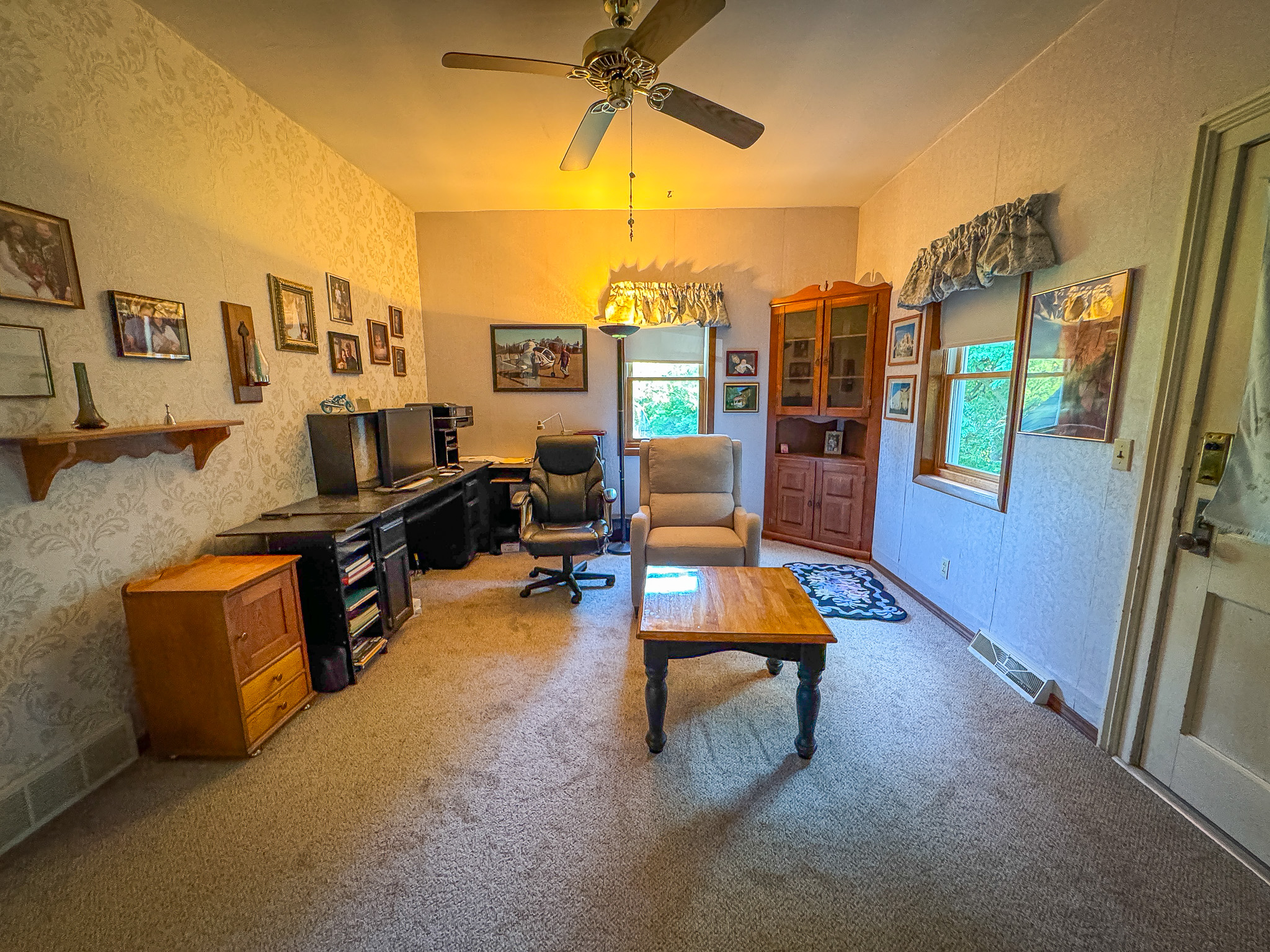 Jackson, Michigan, 49201, United States, 4 Bedrooms Bedrooms, ,2 BathroomsBathrooms,Residential,For Sale,1981022