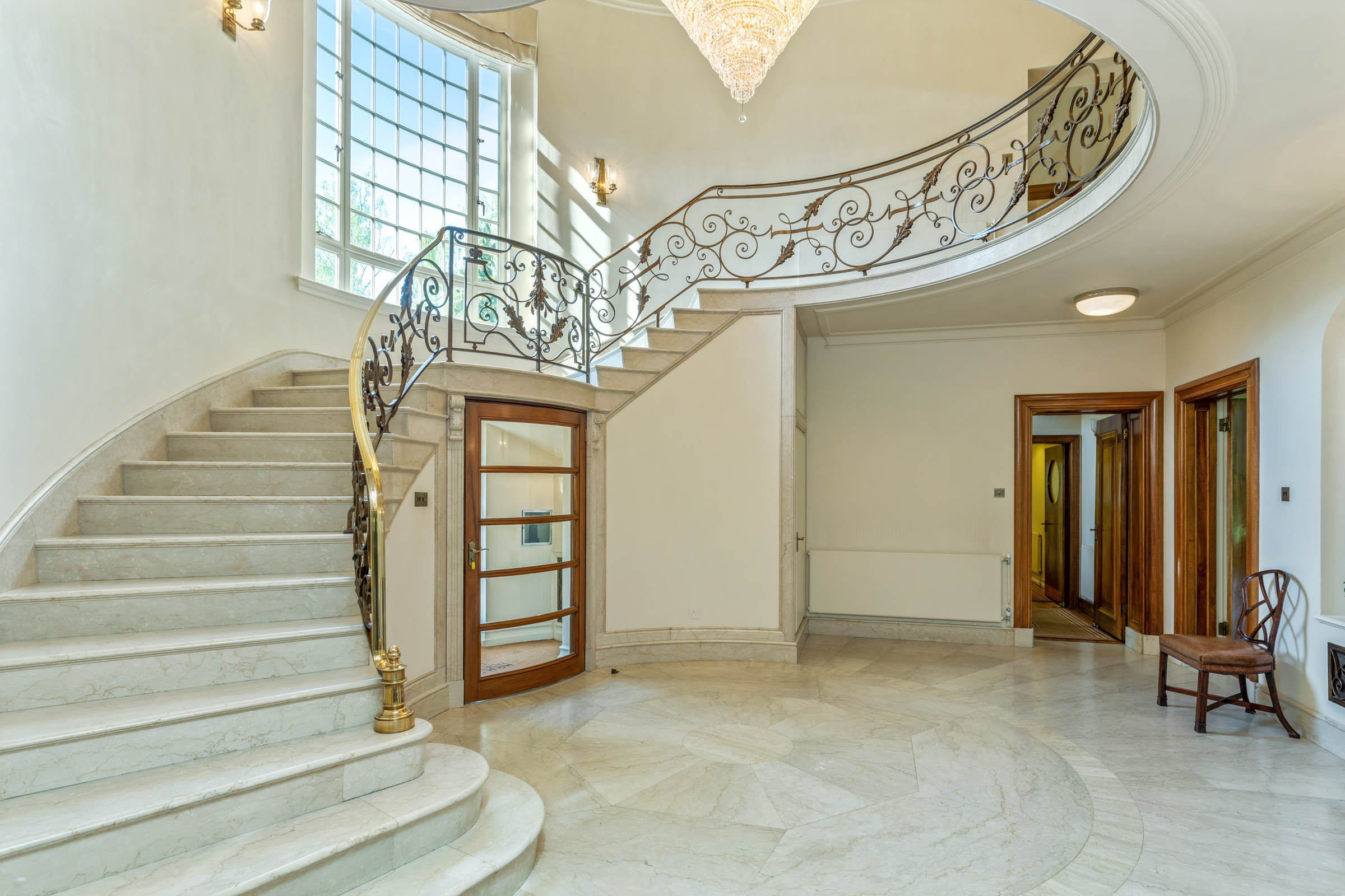  A Landmark Art Deco Estate on St George’s Hill - 物件實景