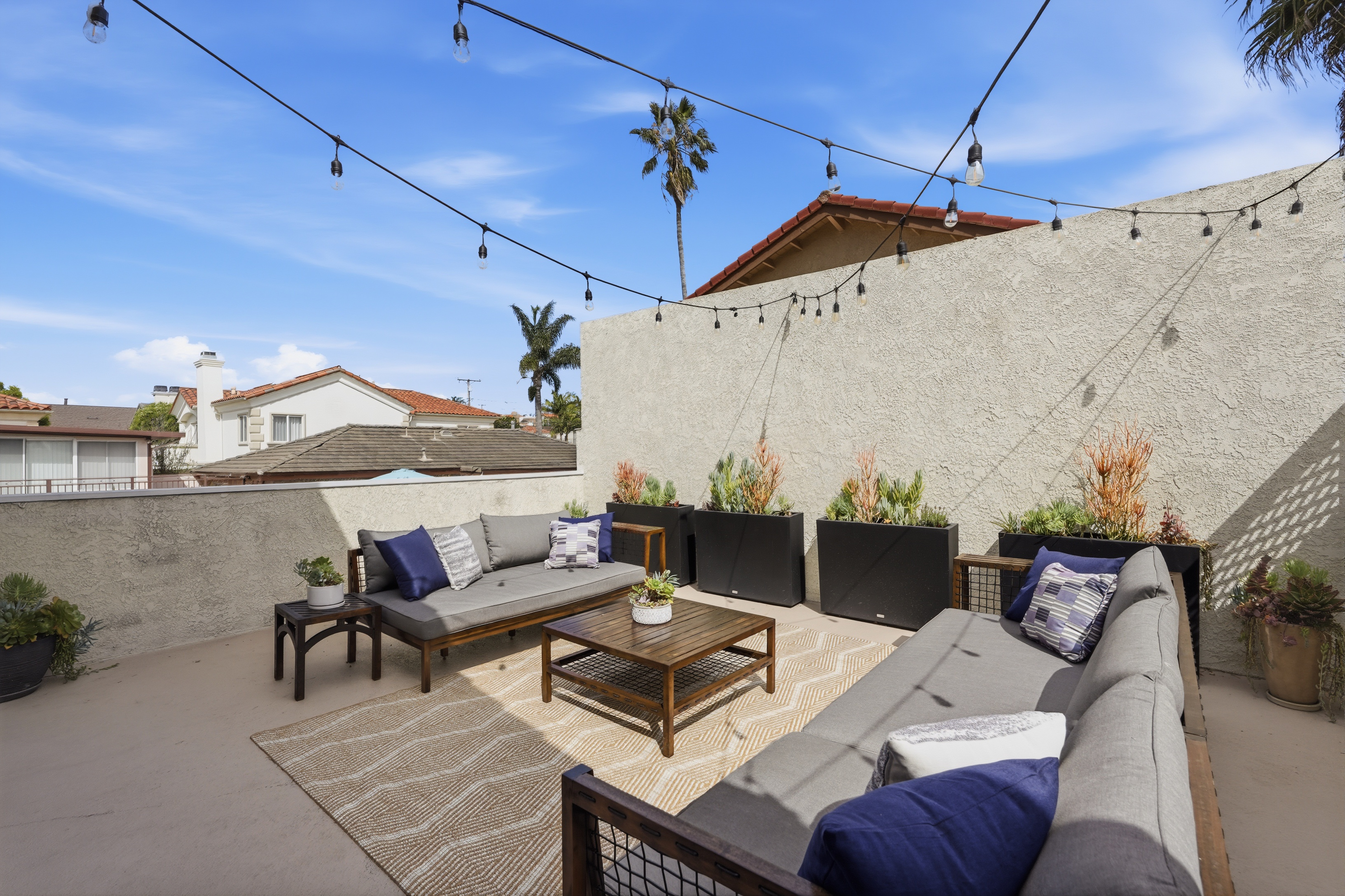  2220 Clark Lane, Redondo Beach, CA 90278 - 物件實景