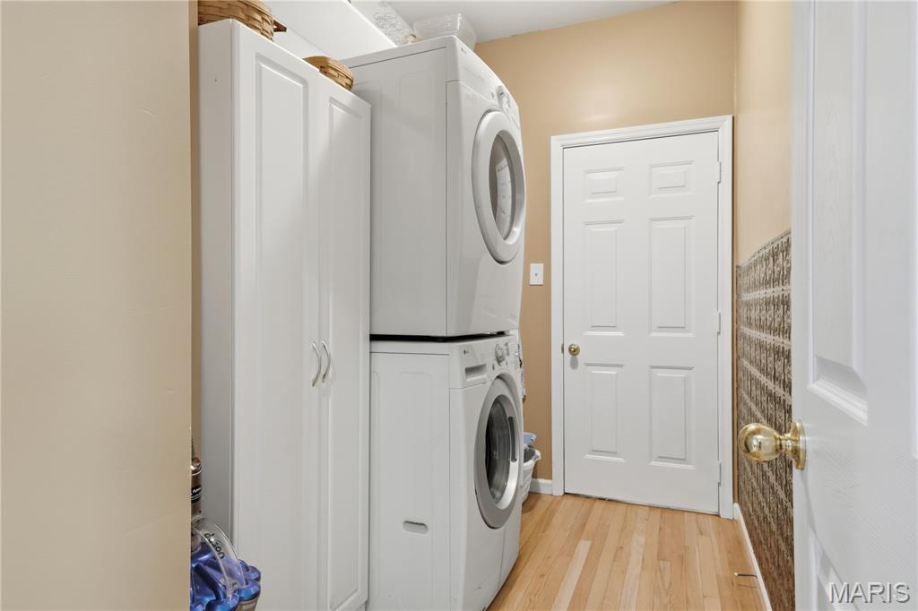 Wildwood, Missouri, 63011, United States, 4 Bedrooms Bedrooms, ,3 BathroomsBathrooms,Residential,For Sale,1962420