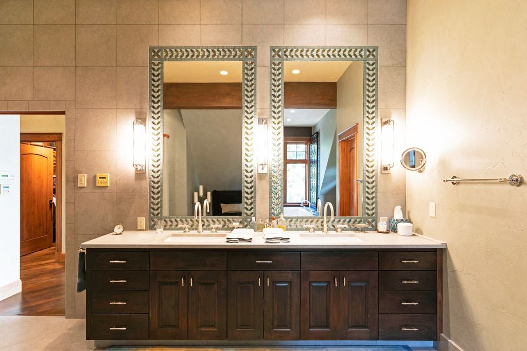 Kila, Montana, 59920, United States, 6 Bedrooms Bedrooms, ,6 BathroomsBathrooms,Residential,For Sale,2003008