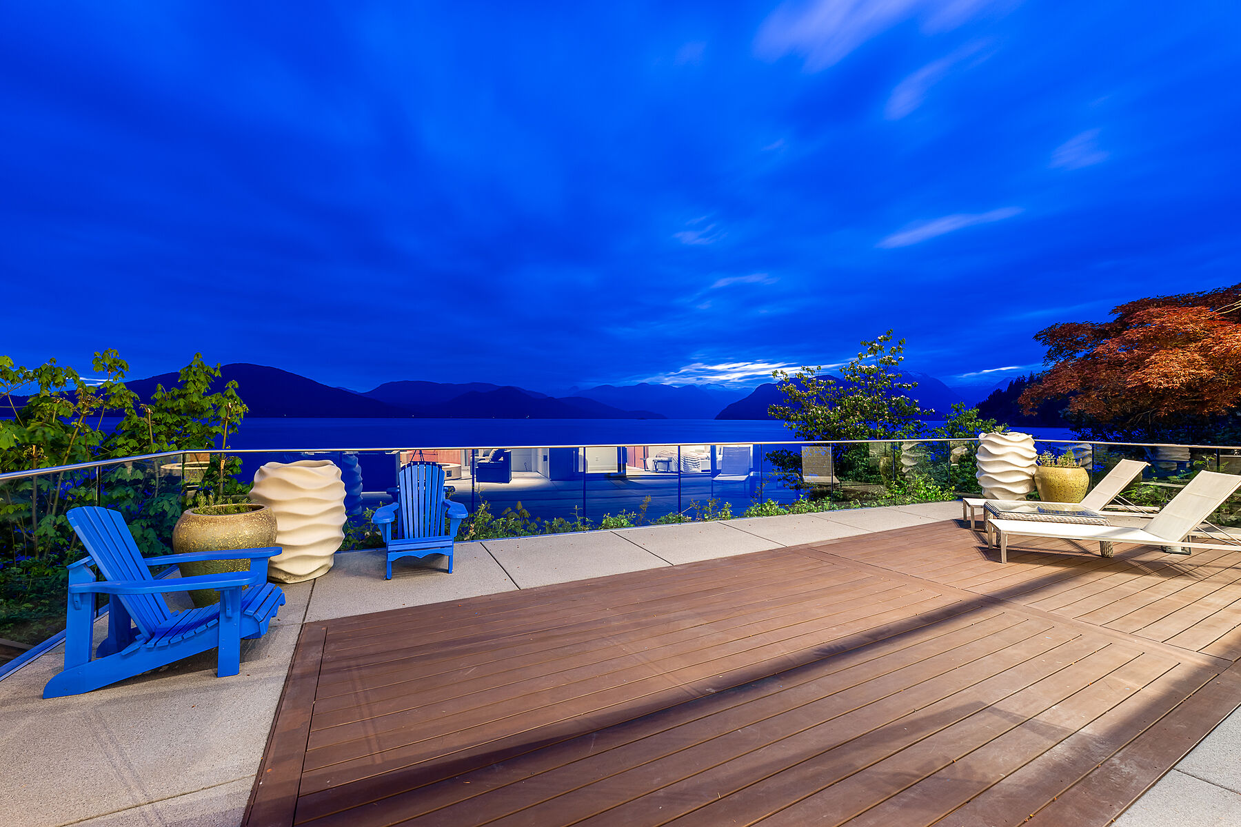 Amazing Waterfront Property - 物件實景