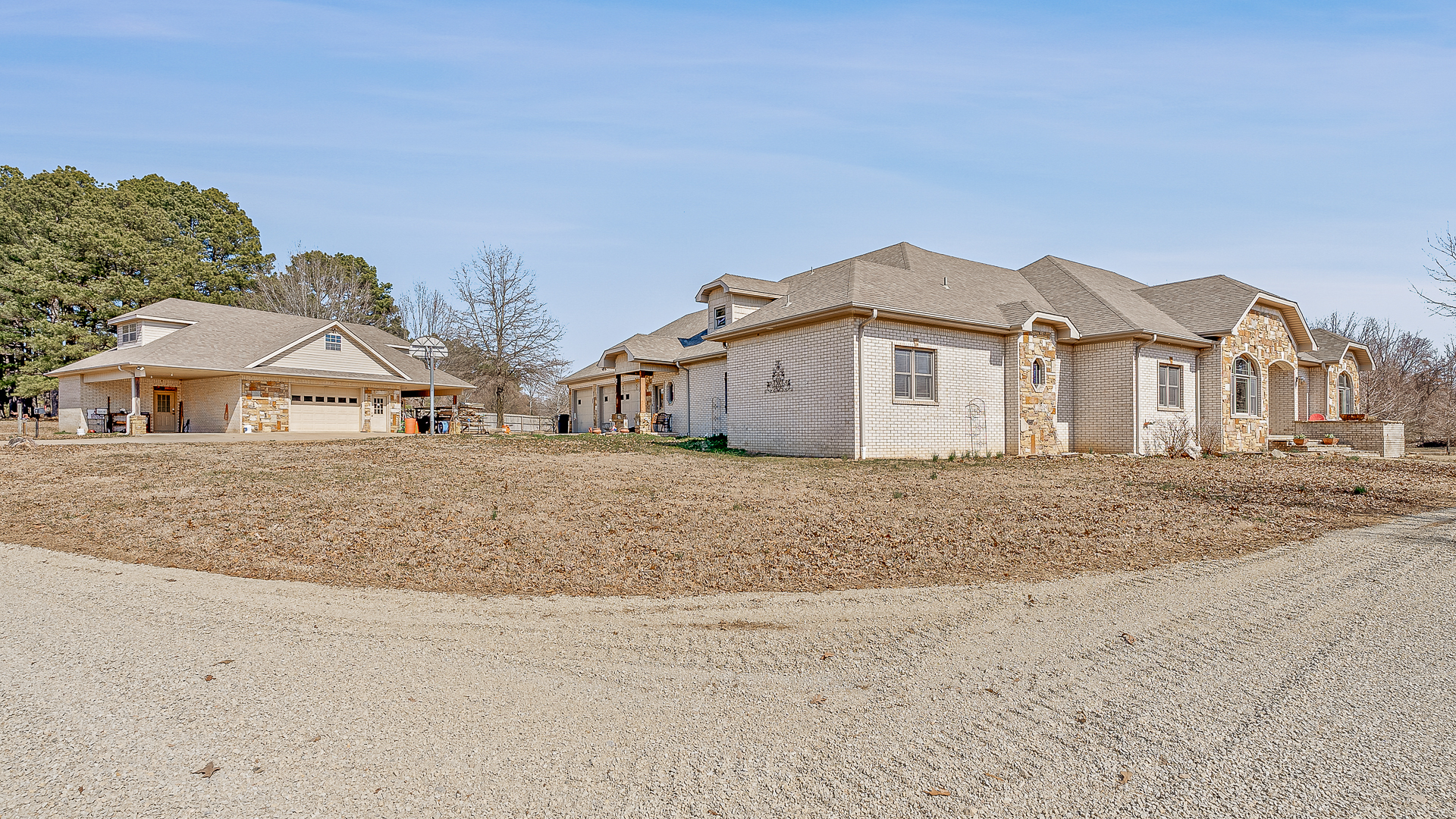 Jonesboro, Arkansas, 72405, United States, 4 Bedrooms Bedrooms, ,3 BathroomsBathrooms,Residential,For Sale,1942326