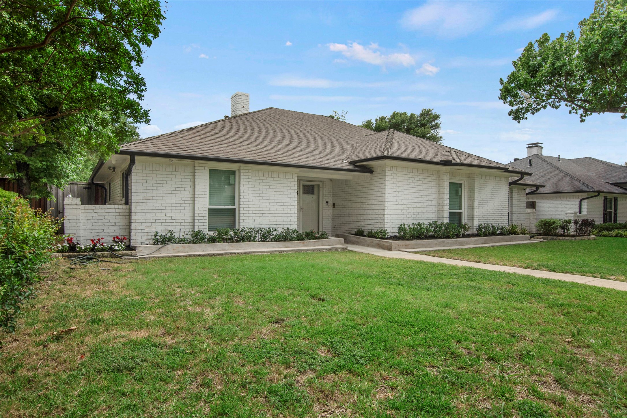 Dallas, Texas, 75243, United States, 5 Bedrooms Bedrooms, ,3 BathroomsBathrooms,Residential,For Sale,1847353