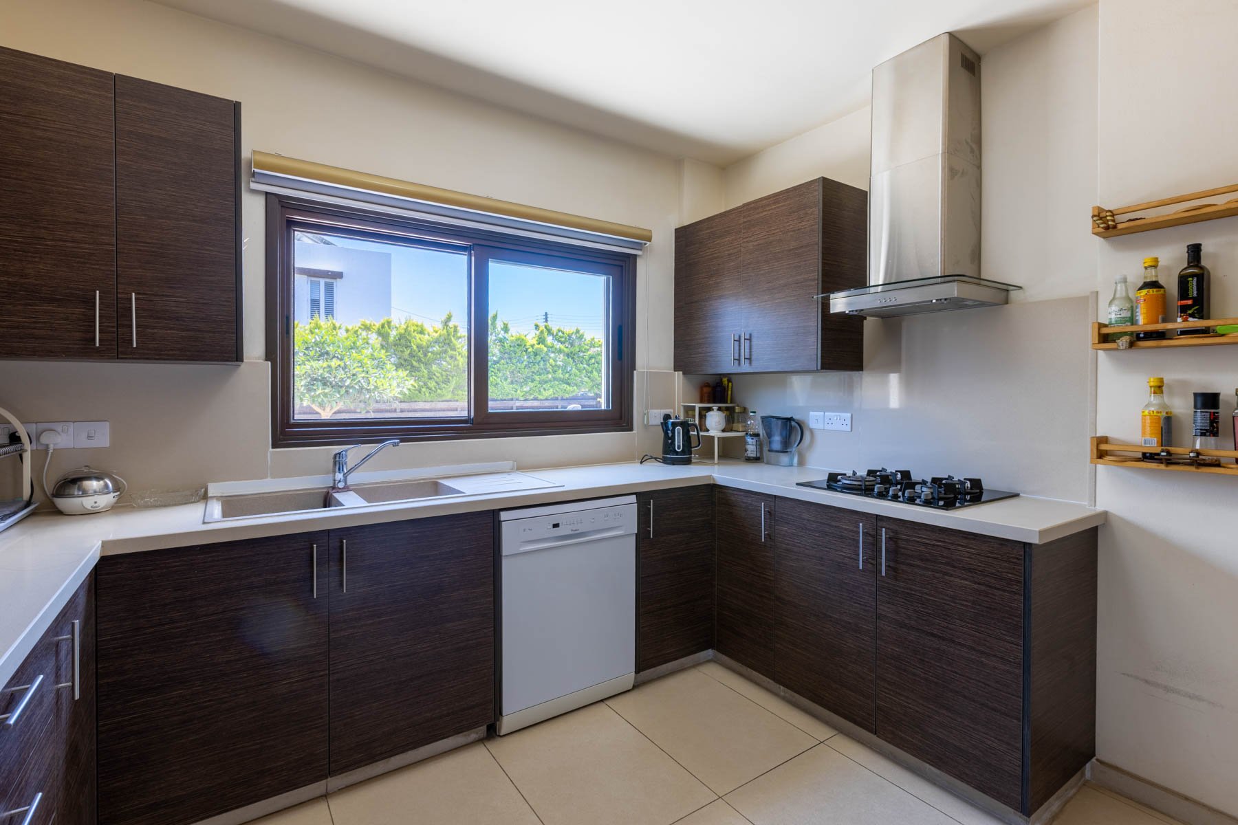  Five Bedroom Detached House in Nicosia - 物件實景