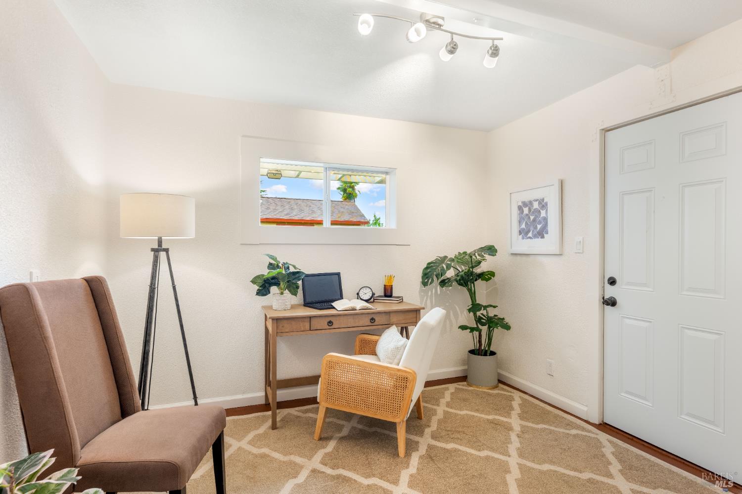 Napa, California, 94558, United States, 2 Bedrooms Bedrooms, ,1 BathroomBathrooms,Residential,For Sale,1947582