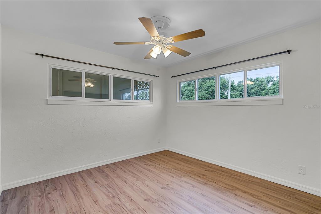 Geneva, Florida, 32732, United States, 3 Bedrooms Bedrooms, ,2 BathroomsBathrooms,Residential,For Sale,1897642