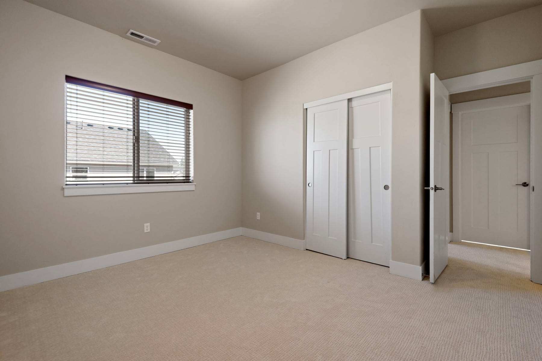  20510 SE Stanford Place Bend, OR 97702 - 物件實景