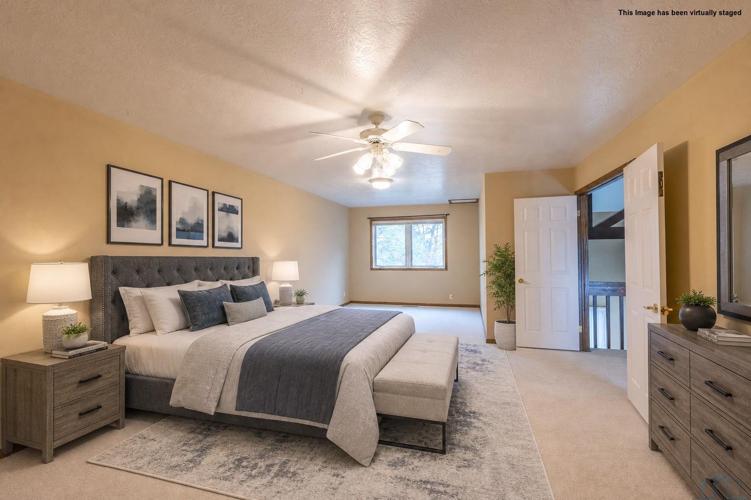 Sioux City, Iowa, 51104, United States, 4 Bedrooms Bedrooms, ,5 BathroomsBathrooms,Residential,For Sale,2042014