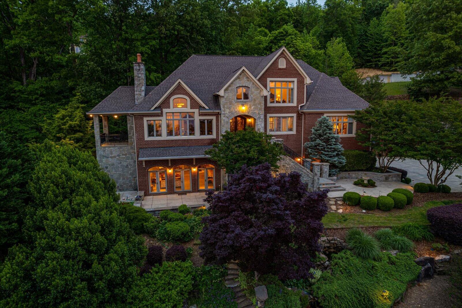 Guild, Tennessee, 37340, United States, 4 Bedrooms Bedrooms, ,5 BathroomsBathrooms,Residential,For Sale,2040340