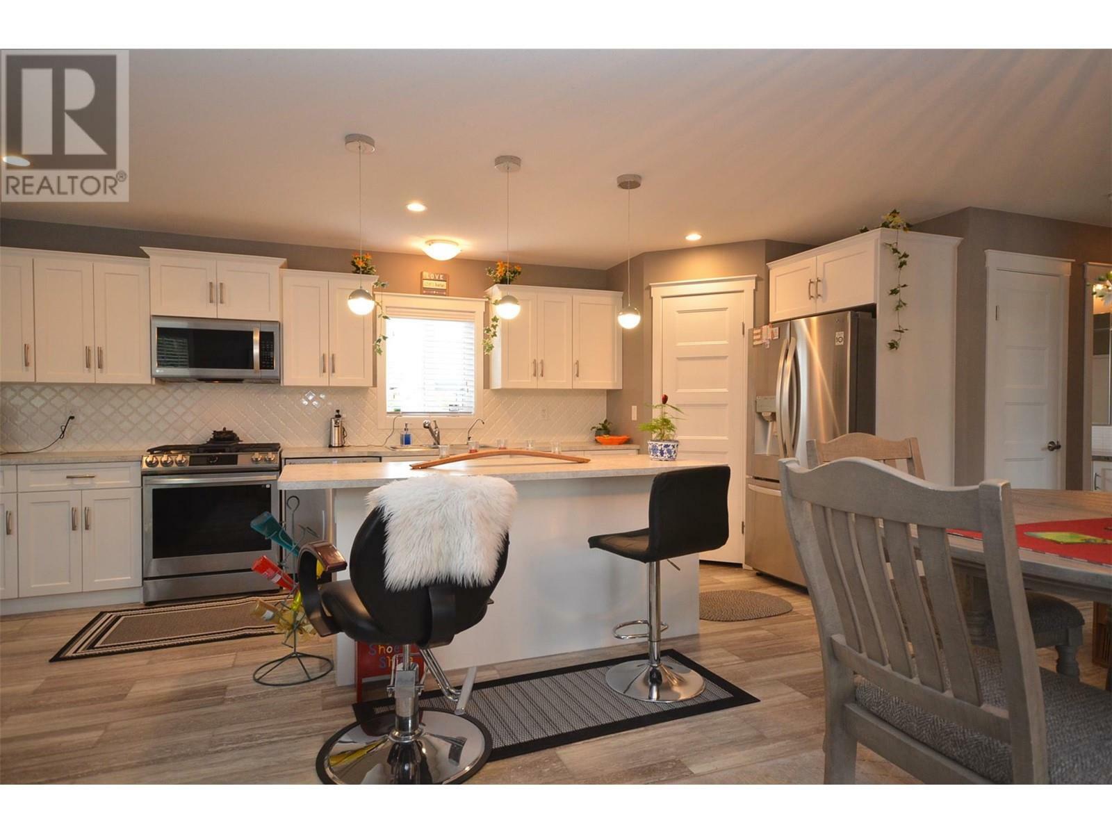 VERNON, British Columbia, V1H 1R8, CA, 2 Bedrooms Bedrooms, ,2 BathroomsBathrooms,Residential,For Sale,1837064