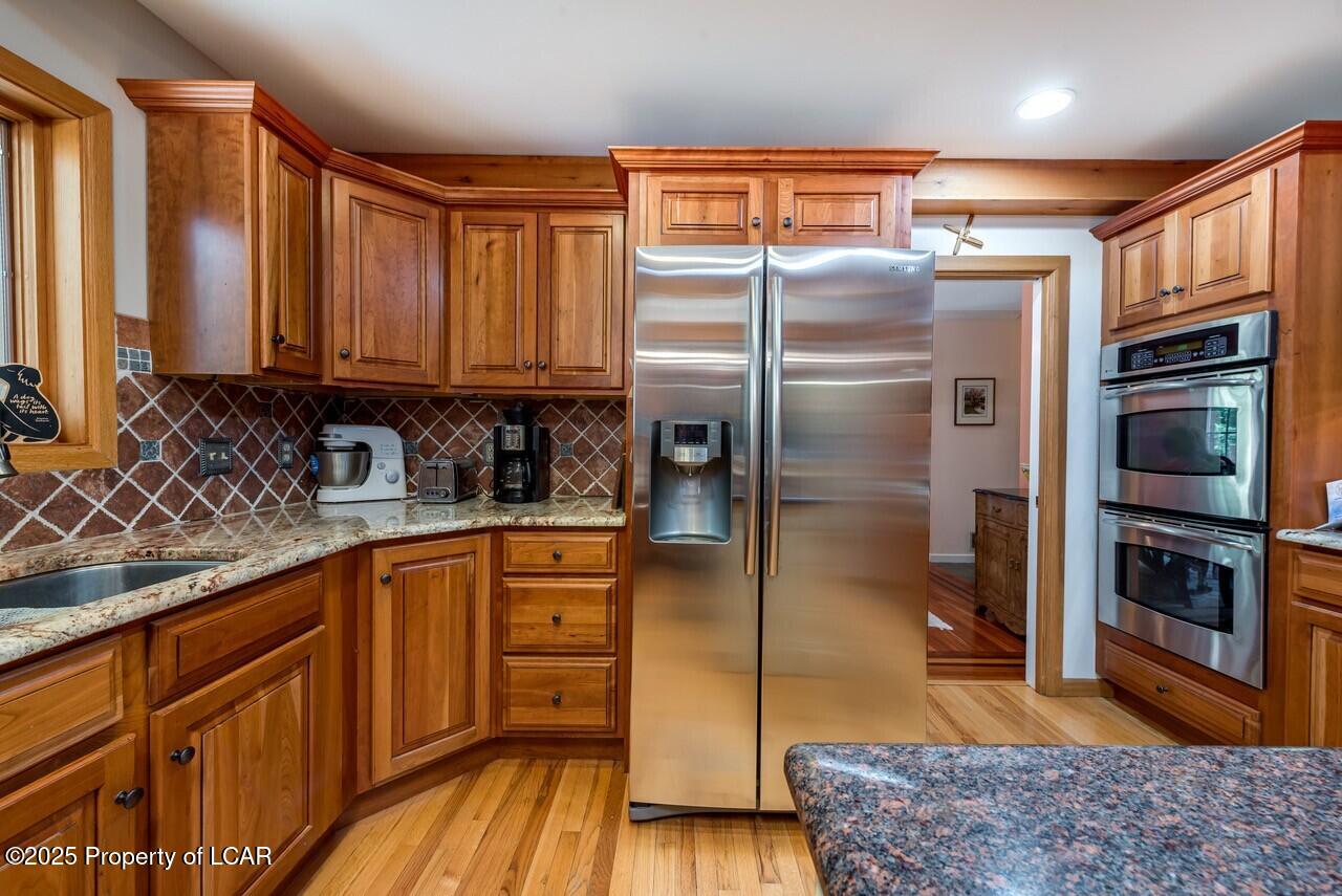 Dallas, Pennsylvania, 18612, United States, 5 Bedrooms Bedrooms, ,3 BathroomsBathrooms,Residential,For Sale,2006135