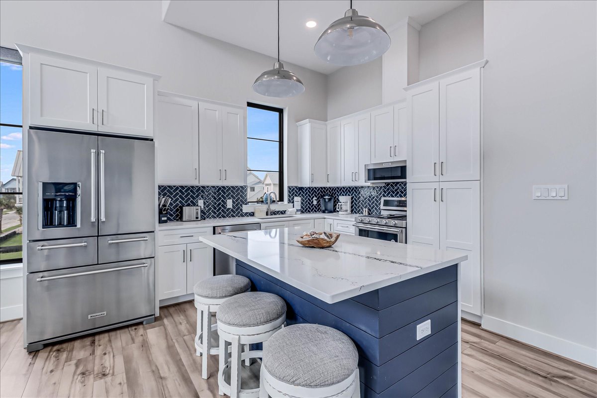 Port Aransas, Texas, 78373, United States, 3 Bedrooms Bedrooms, ,3 BathroomsBathrooms,Residential,For Sale,1979271