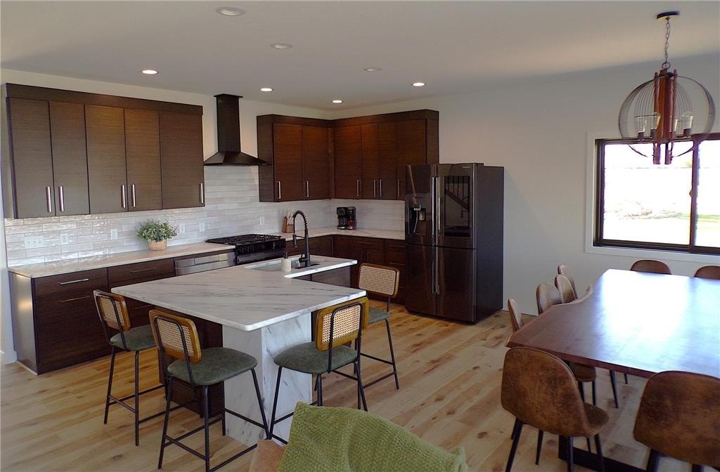 Alexandria, Minnesota, 56308, United States, 4 Bedrooms Bedrooms, ,2 BathroomsBathrooms,Residential,For Sale,2019044