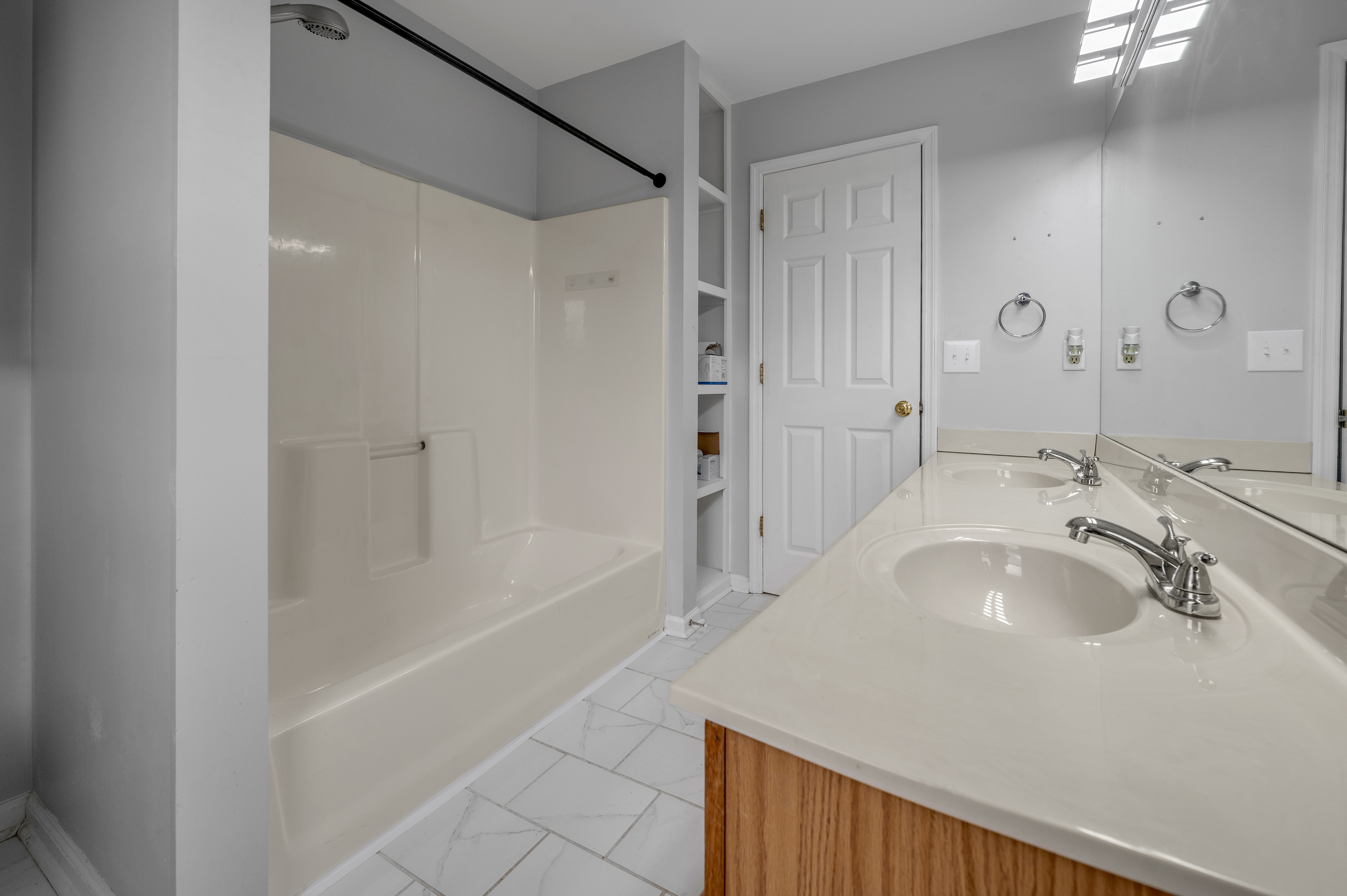  3809 Gillespies Glen - 物件實景