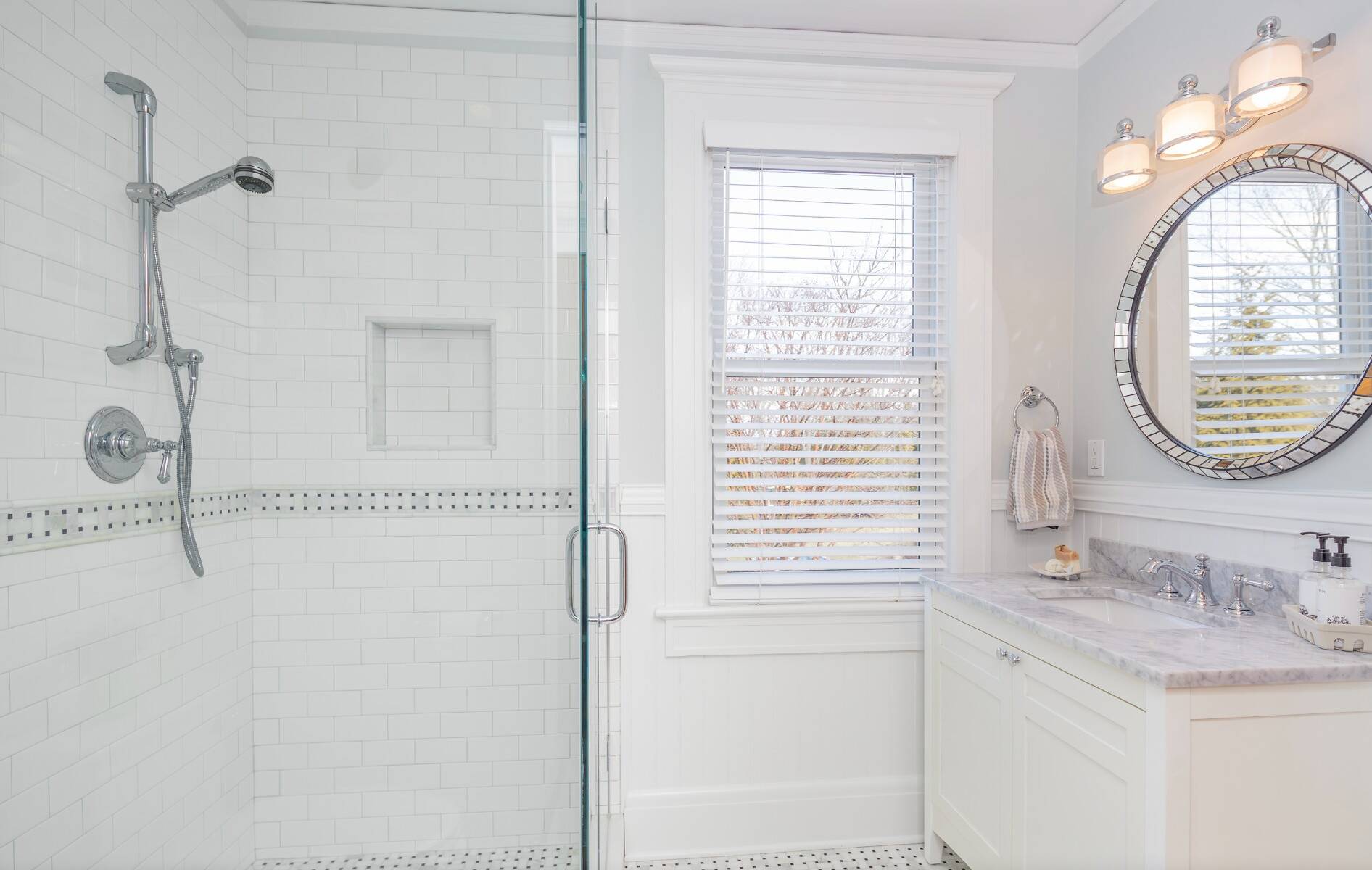  338 N MAIN ST - 物件實景