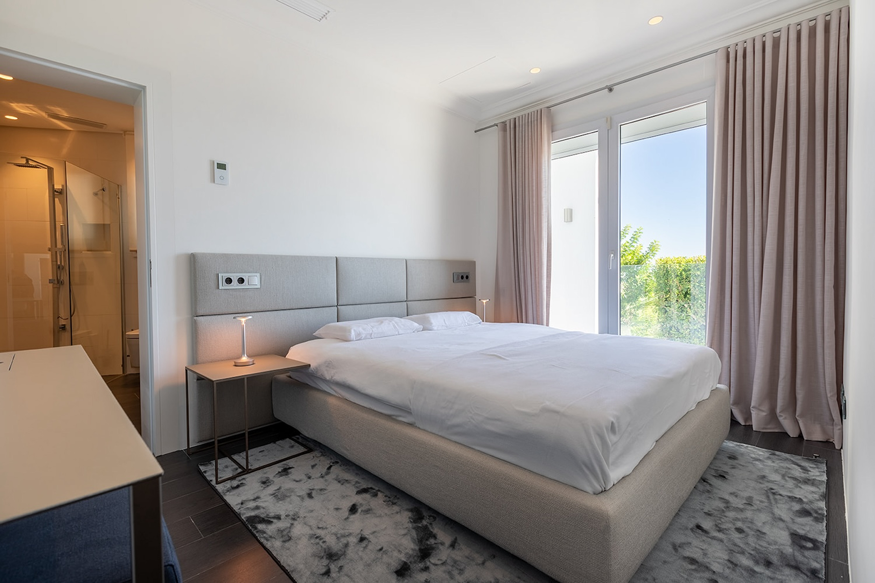  Mediterranean villa with pool and sea views in Bendinat - 物件實景