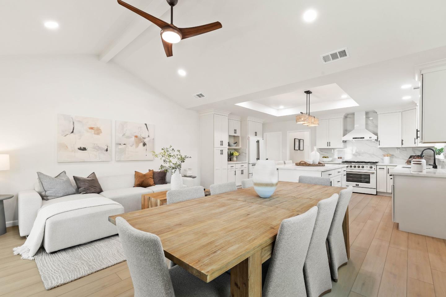 Redwood City, California, 94062, United States, 4 Bedrooms Bedrooms, ,4 BathroomsBathrooms,Residential,For Sale,1950985