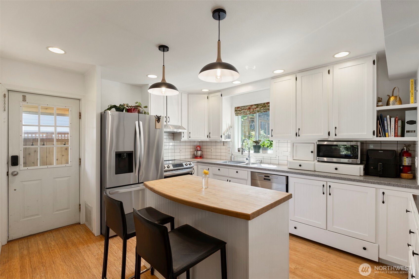 Port Townsend, Washington, 98368, United States, 3 Bedrooms Bedrooms, ,3 BathroomsBathrooms,Residential,For Sale,1847434