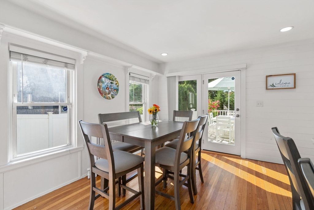 Milton, Massachusetts, 02186, United States, 3 Bedrooms Bedrooms, ,1 BathroomBathrooms,Residential,For Sale,1939202
