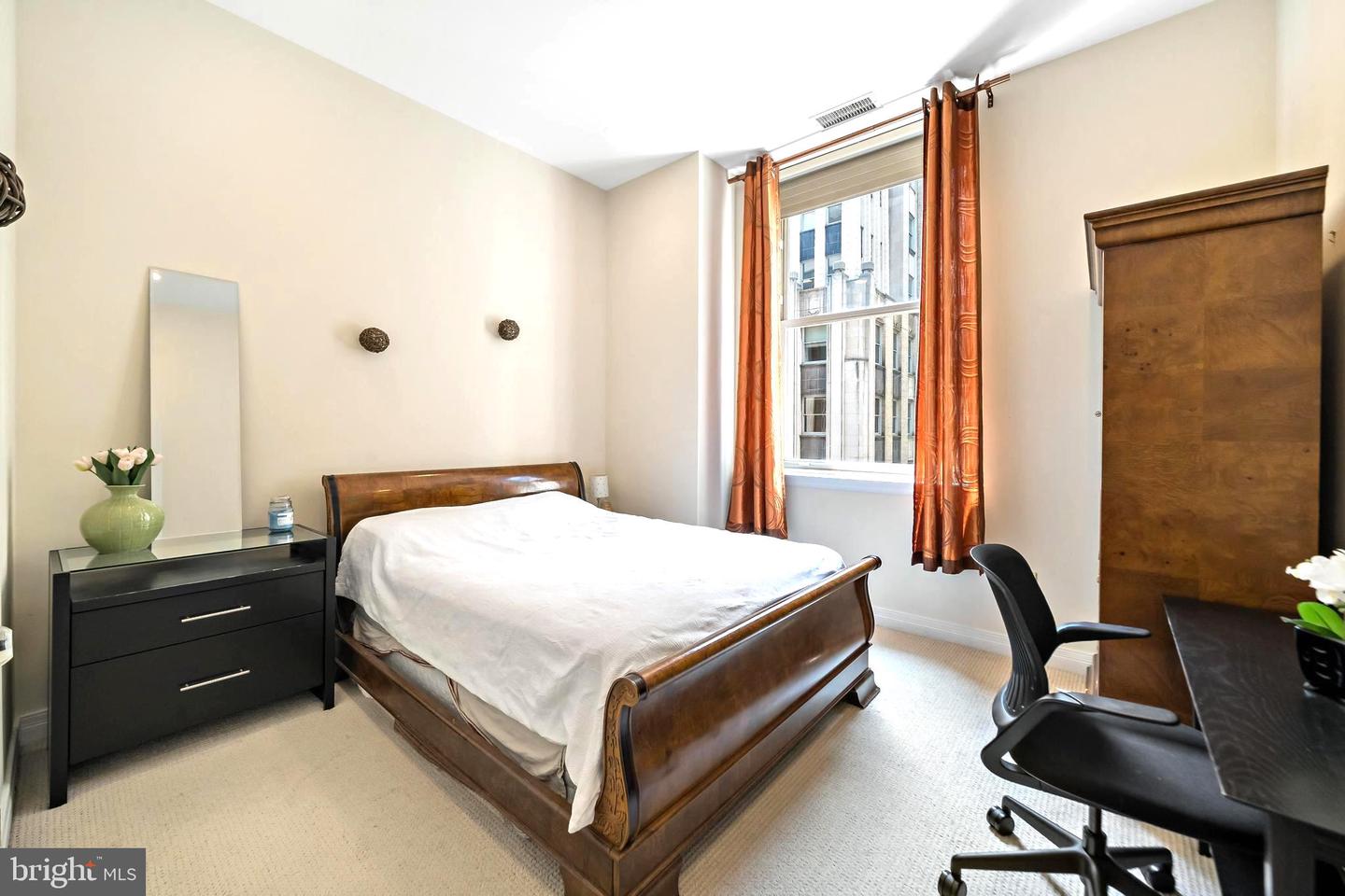 Philadelphia, Pennsylvania, 19103, United States, 2 Bedrooms Bedrooms, ,2 BathroomsBathrooms,Residential,For Sale,1901854