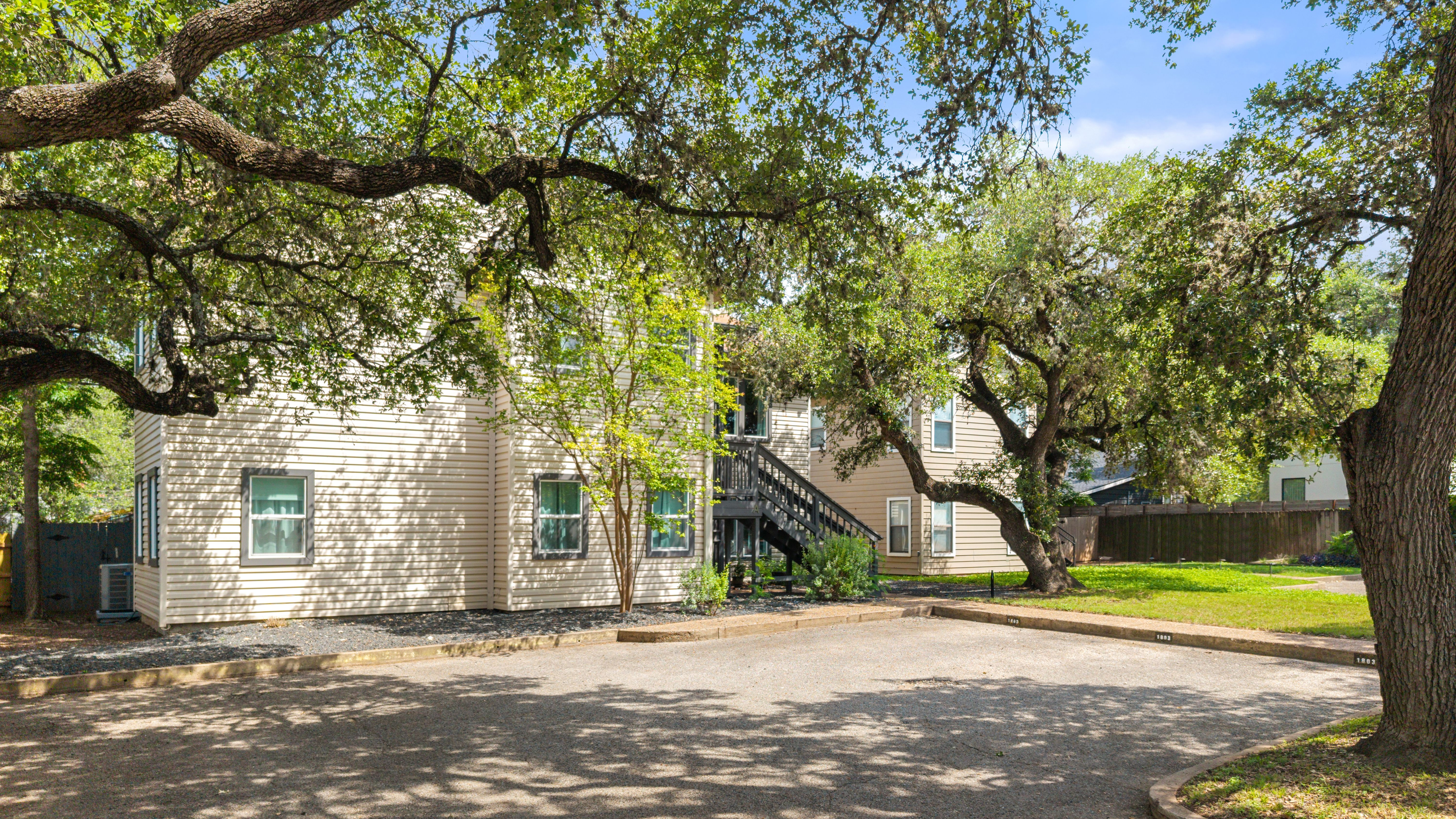  Bouldin Creek Duplex - 物件實景