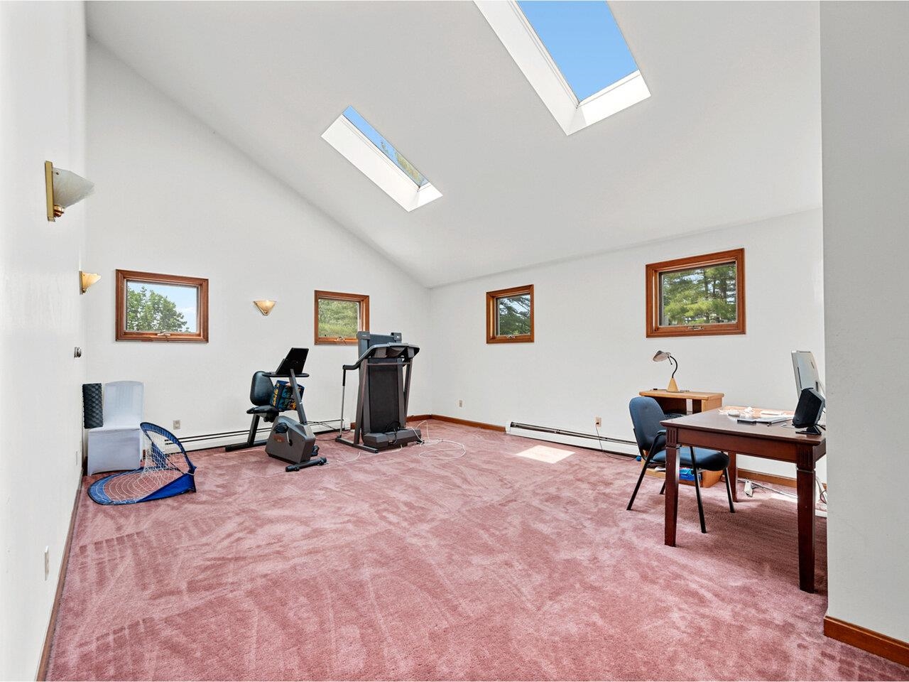 Northfield, Vermont, 05663, United States, 4 Bedrooms Bedrooms, ,3 BathroomsBathrooms,Residential,For Sale,1898633