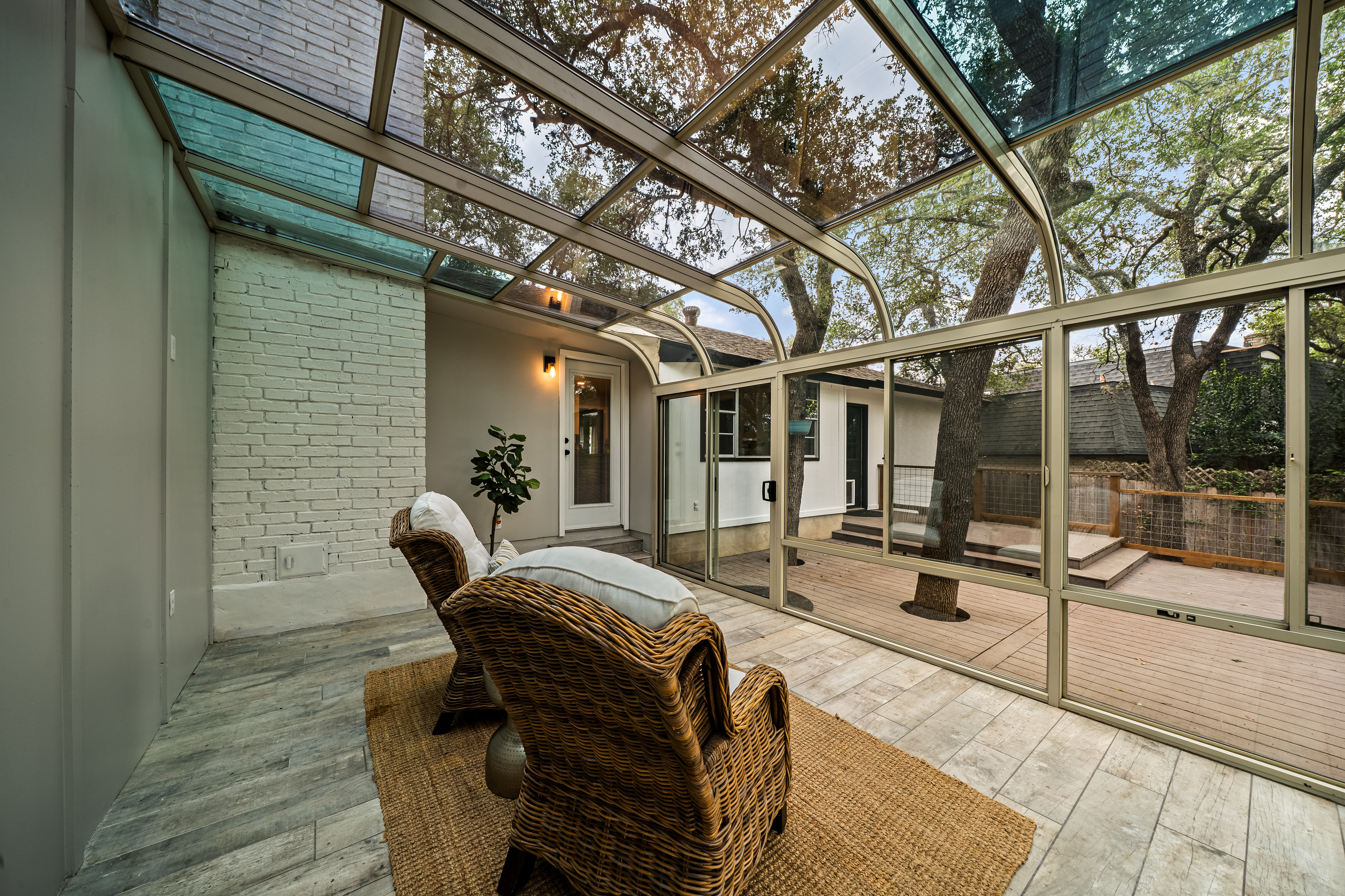 Updated Ranch with Greenbelt Privacy - 物件實景