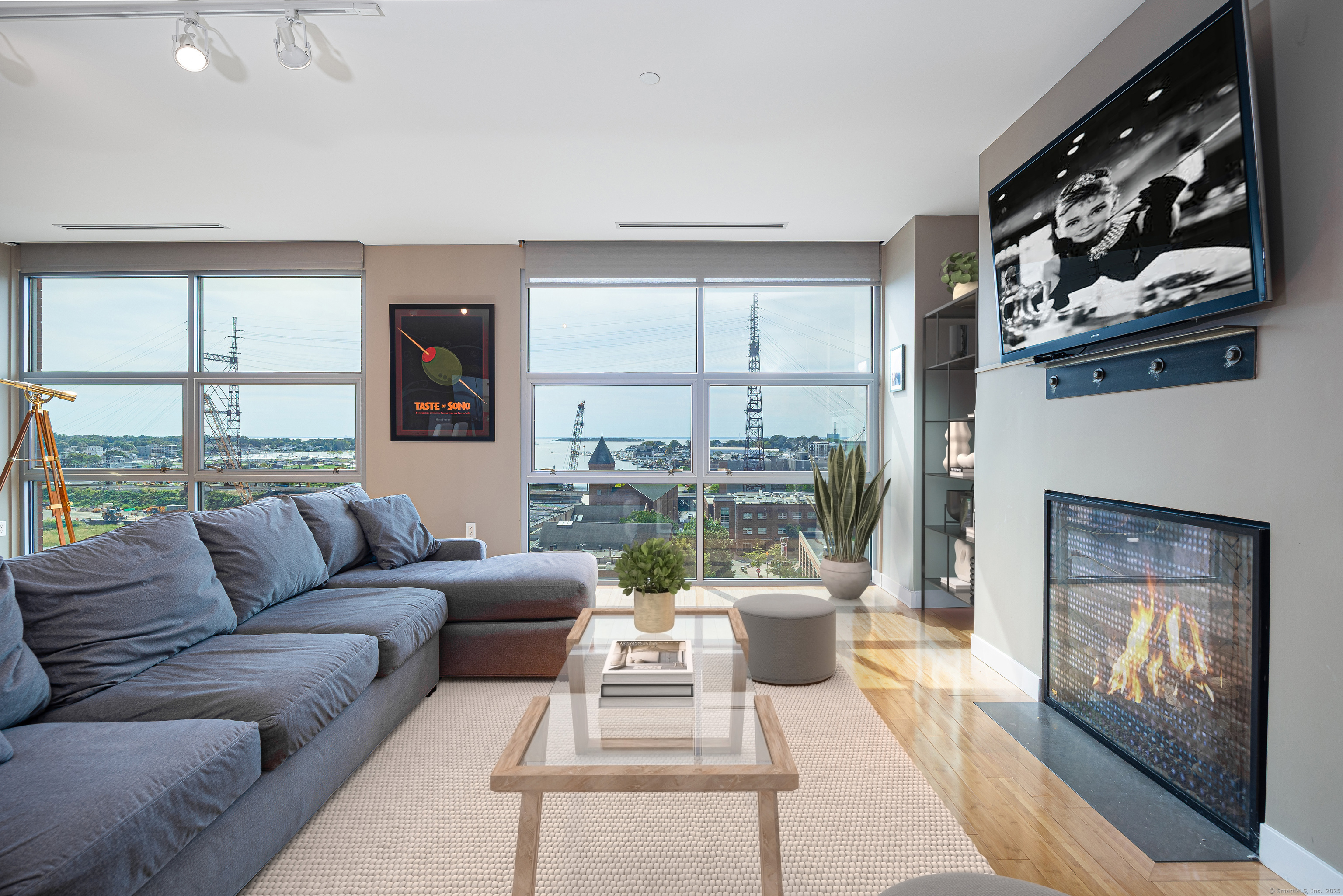 Norwalk, Connecticut, 06854, United States, 3 Bedrooms Bedrooms, ,3 BathroomsBathrooms,Residential,For Sale,1987967