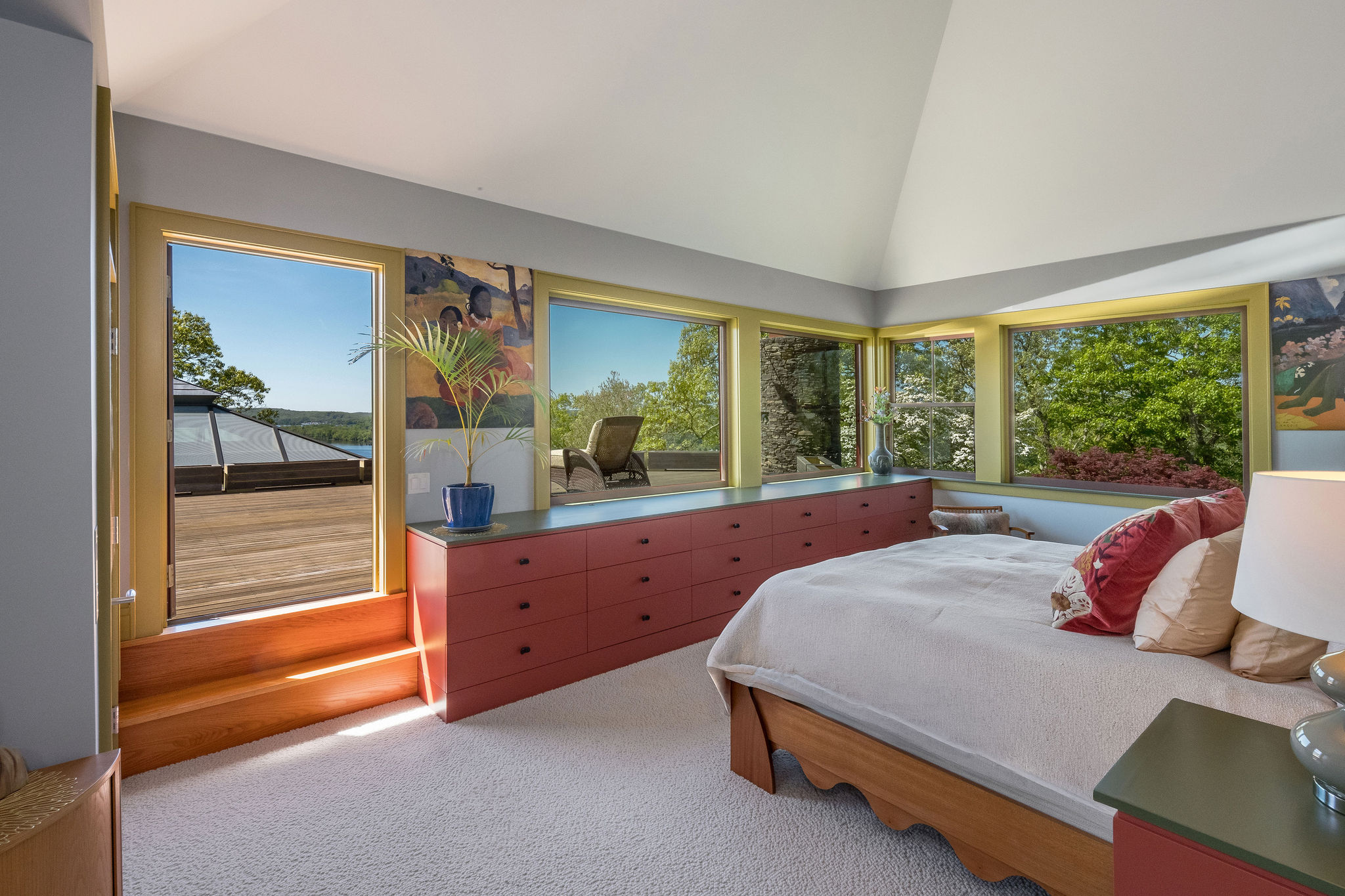  Majestically set on 15.22 Private Acres Overlooking The River - 物件實景