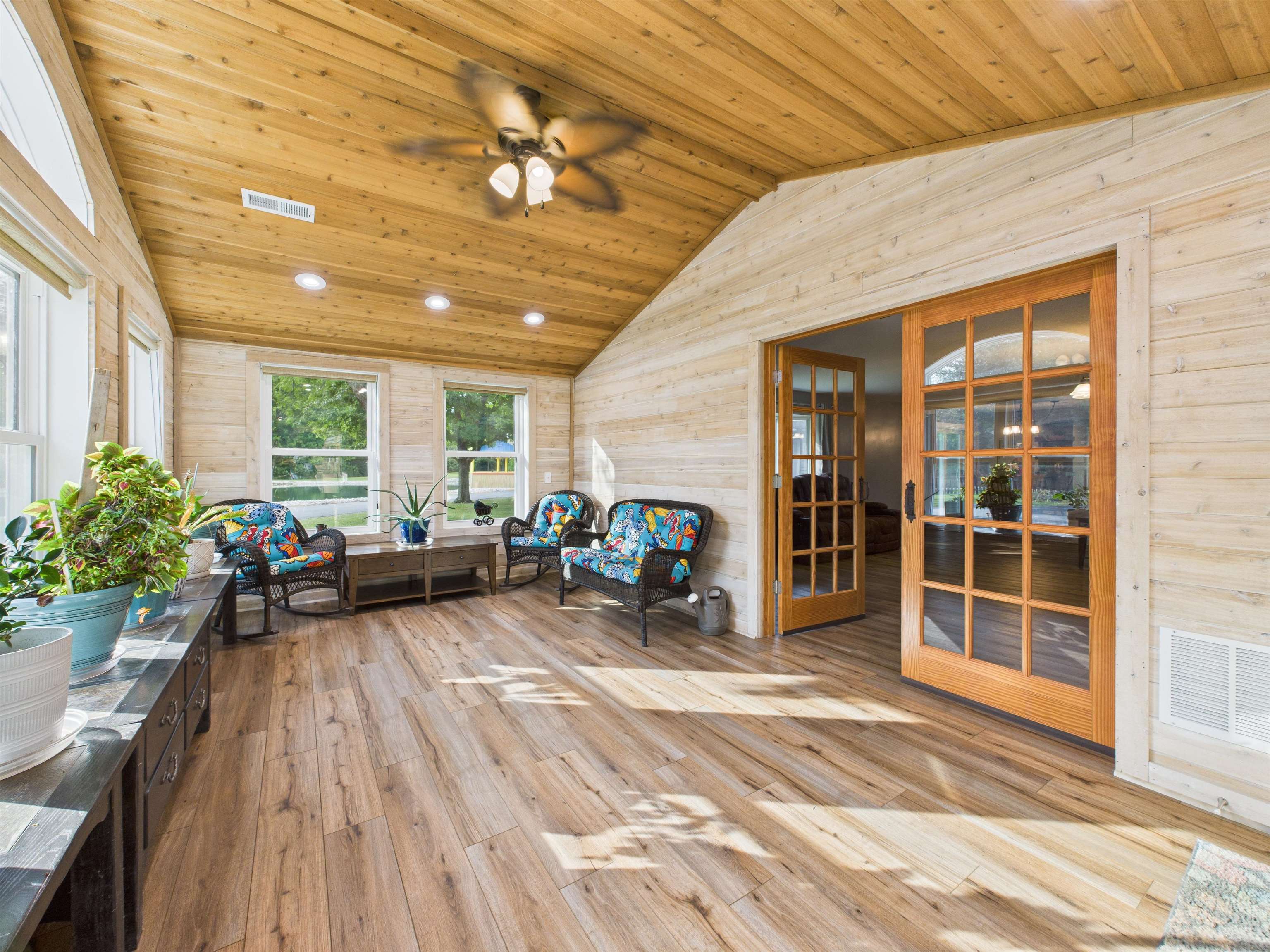 Markle, Indiana, 46770, United States, 3 Bedrooms Bedrooms, ,3 BathroomsBathrooms,Residential,For Sale,1926546