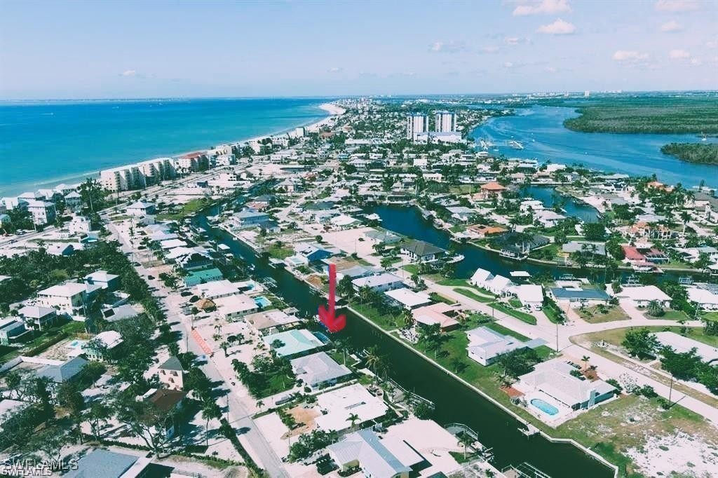 Fort Myers Beach, Florida, 33931, United States, 2 Bedrooms Bedrooms, ,3 BathroomsBathrooms,Residential,For Sale,1976709