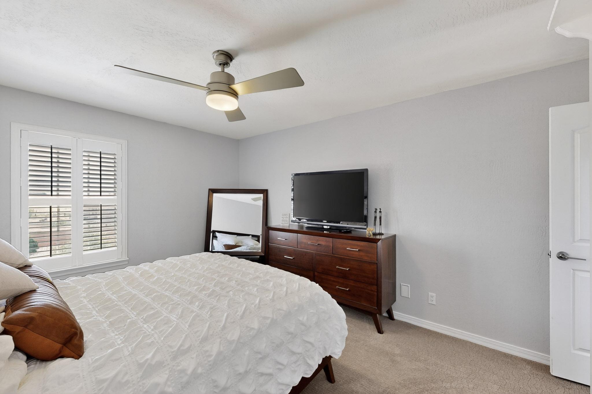 Albuquerque, New Mexico, 87122, United States, 4 Bedrooms Bedrooms, ,3 BathroomsBathrooms,Residential,For Sale,1914202