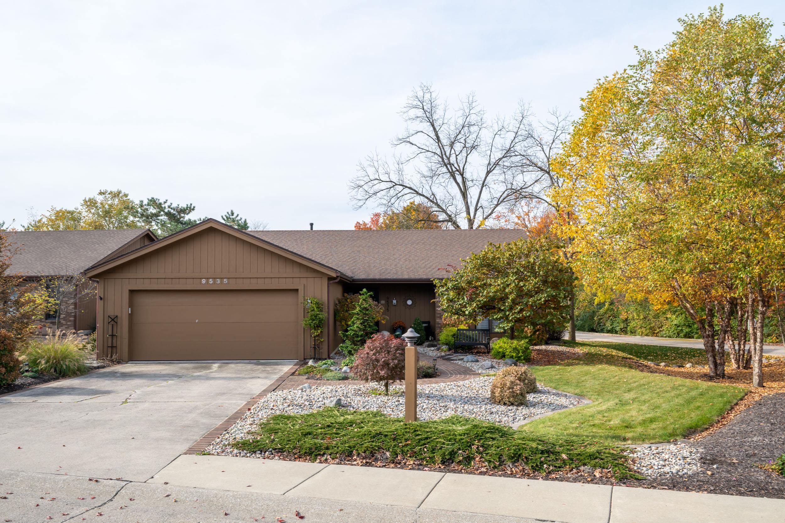 Camberwell Dr, Fort Wayne, IN 46804 #1