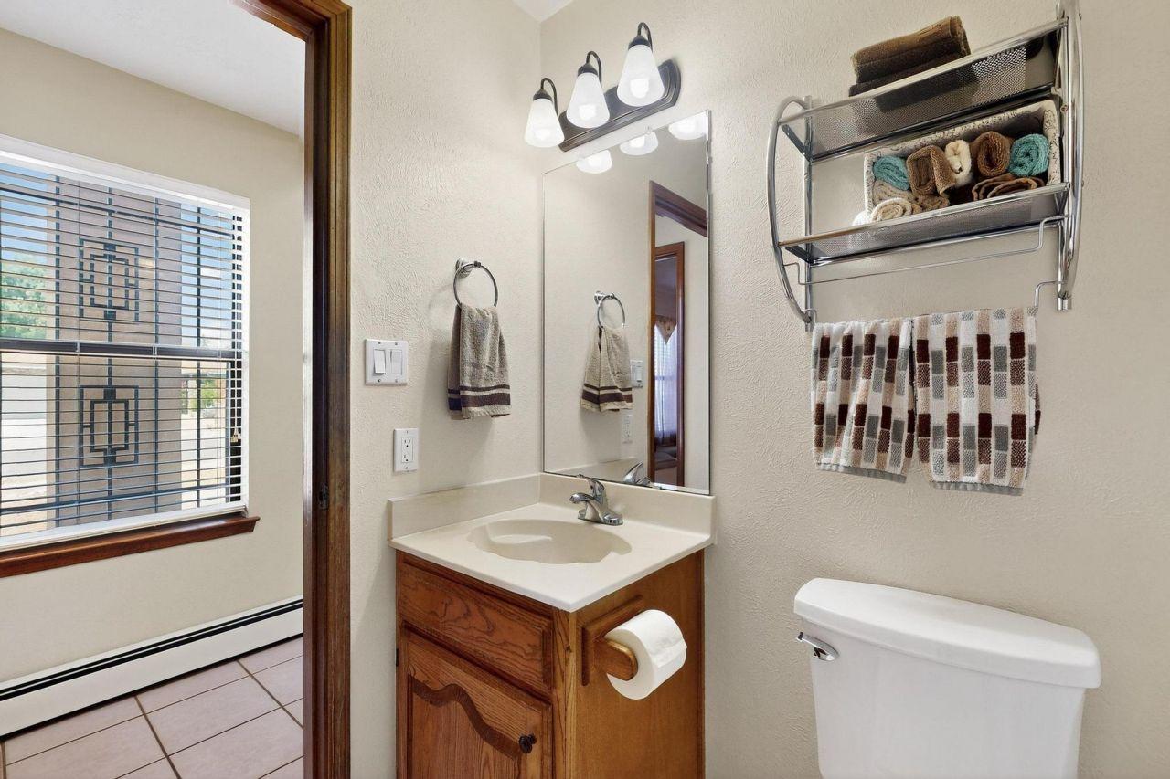 Albuquerque, New Mexico, 87109, United States, 4 Bedrooms Bedrooms, ,3 BathroomsBathrooms,Residential,For Sale,1847808