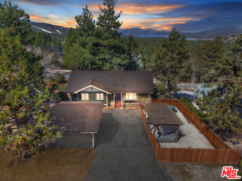 Big Bear City, California, 92314, United States, 3 Bedrooms Bedrooms, ,2 BathroomsBathrooms,Residential,For Sale,1766827