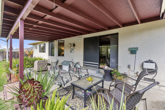 Hollister, California, 95023, United States, 3 Bedrooms Bedrooms, ,2 BathroomsBathrooms,Residential,For Sale,1882231