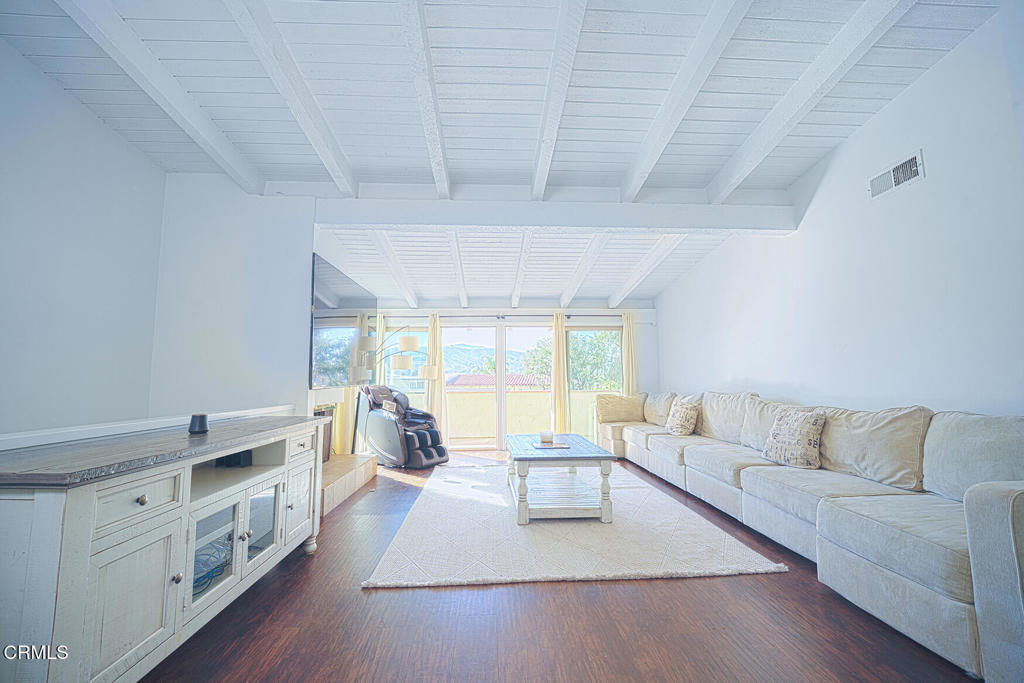 Thousand Oaks, California, 91360, United States, 3 Bedrooms Bedrooms, ,2 BathroomsBathrooms,Residential,For Sale,2005872