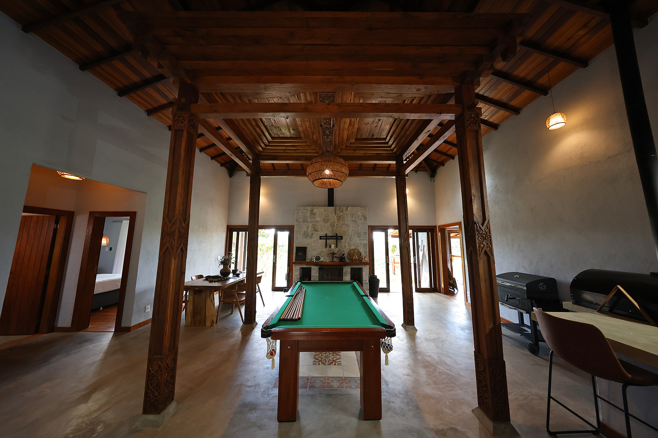  Private retreat surrounded by nature with two residences and mountain views - 物件實景